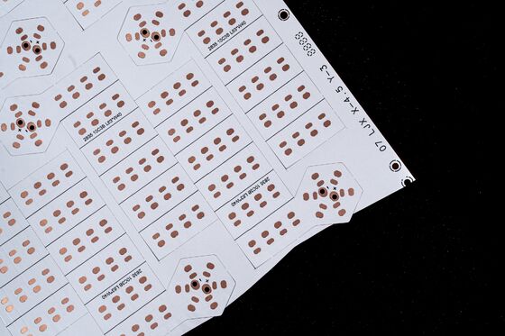 buy Double Layer Flexible PCB with 5050RGB LED Beads and OSP Antioxidant for LED Strips online manufacture